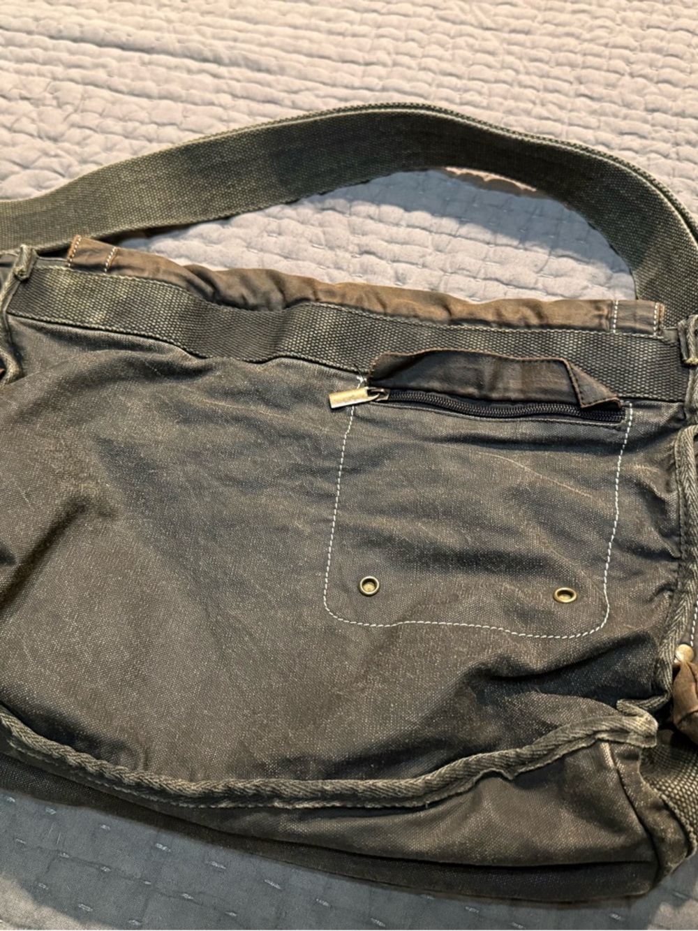 Bed Stu Hawkeye messenger bag - Picture 3 of 5